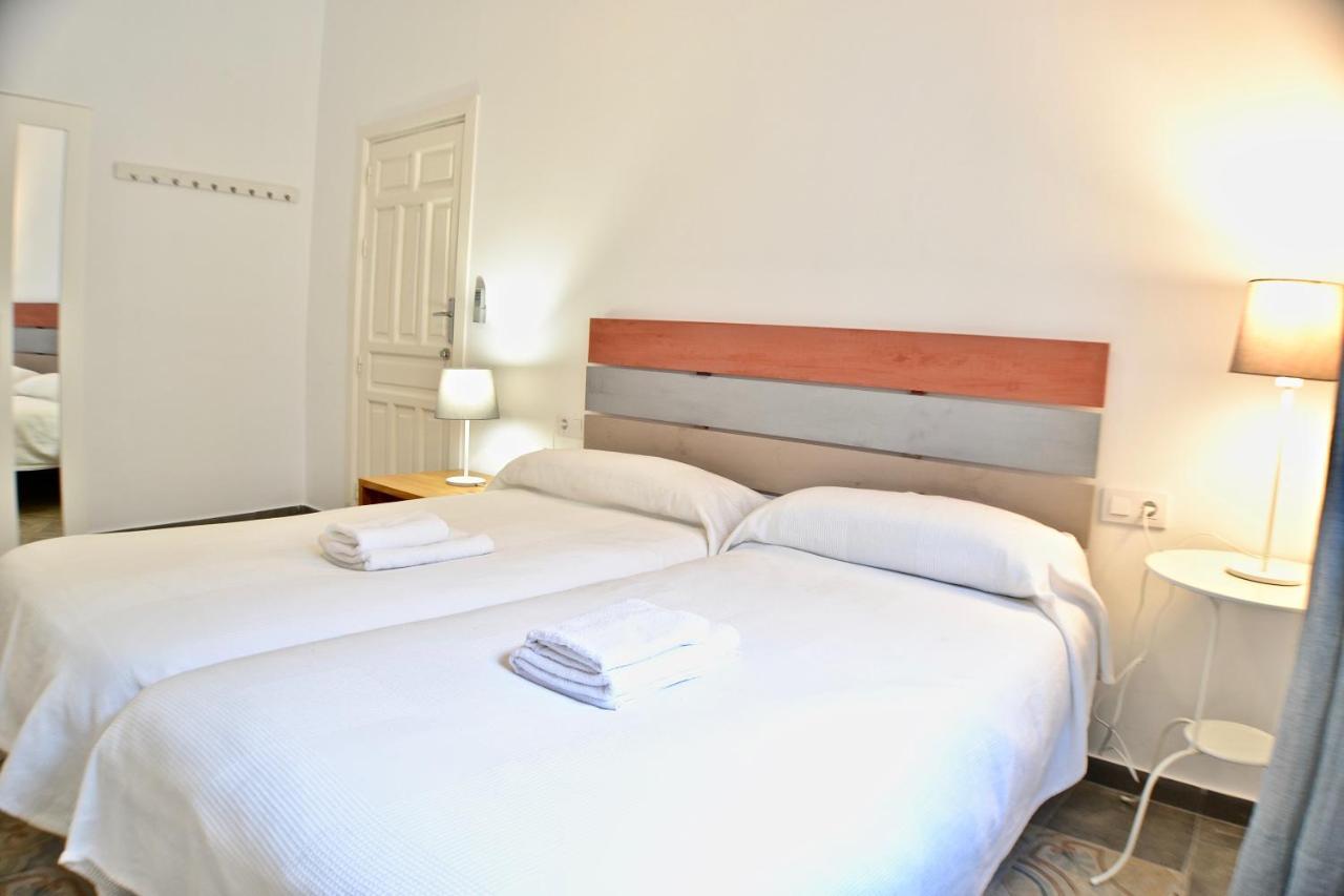 Acogedor Apt 8Pax 4Bdr 2Bth - Cozyhomesevilla1 Exterior foto